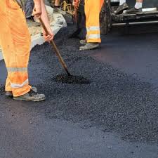 Why Choose Us For All Your Driveway Paving Needs in Urbana, IL?